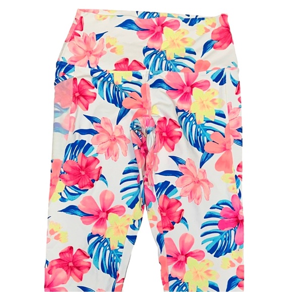 Tropical PINK Capri leggings size Small 🌸 - Picture 3 of 12